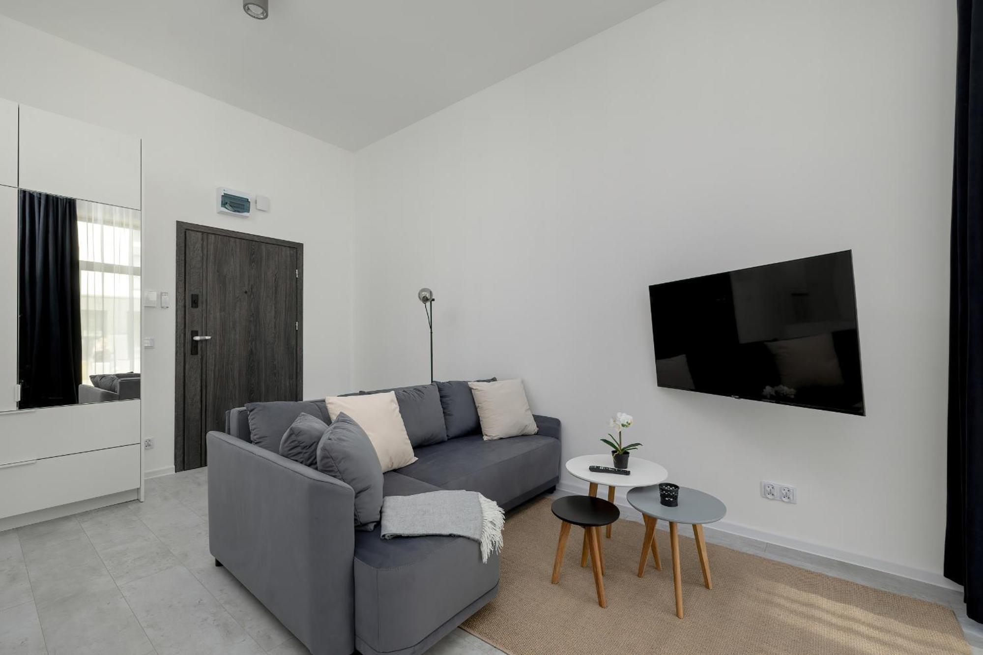 Apartment Beautiful In By Renters Szczecin